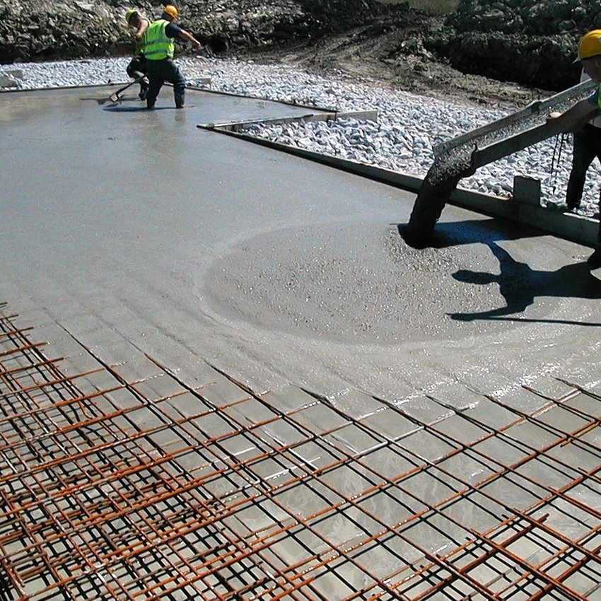 خرسانة ذاتية الدمك